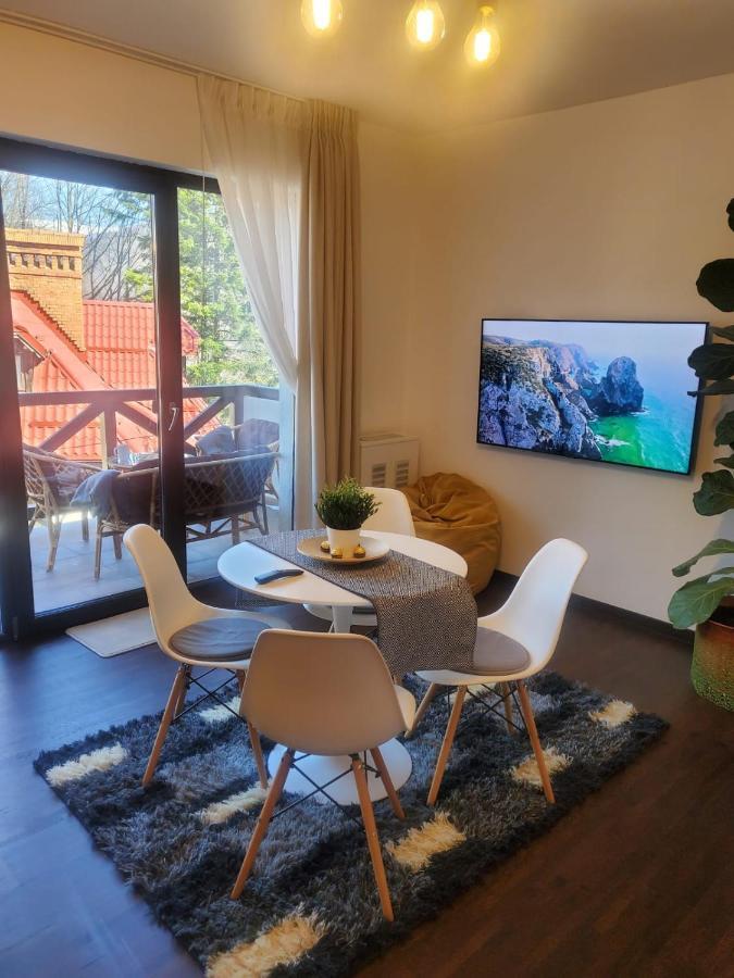 Casa Larisa - Wolves Apartment Sinaia Ngoại thất bức ảnh